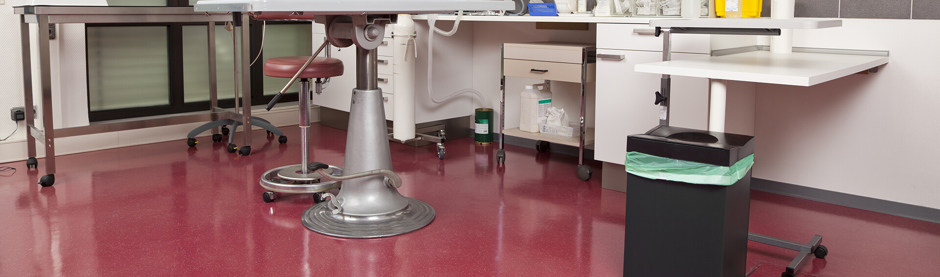 veterinarian operating room floors